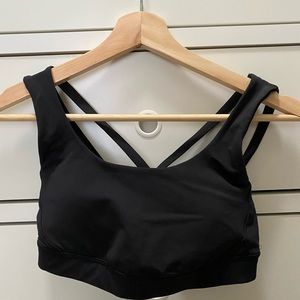 Lululemon Line Bra in black